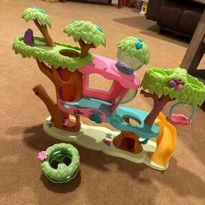 Littlest Pet Shop LPS Magic Motion Tree House